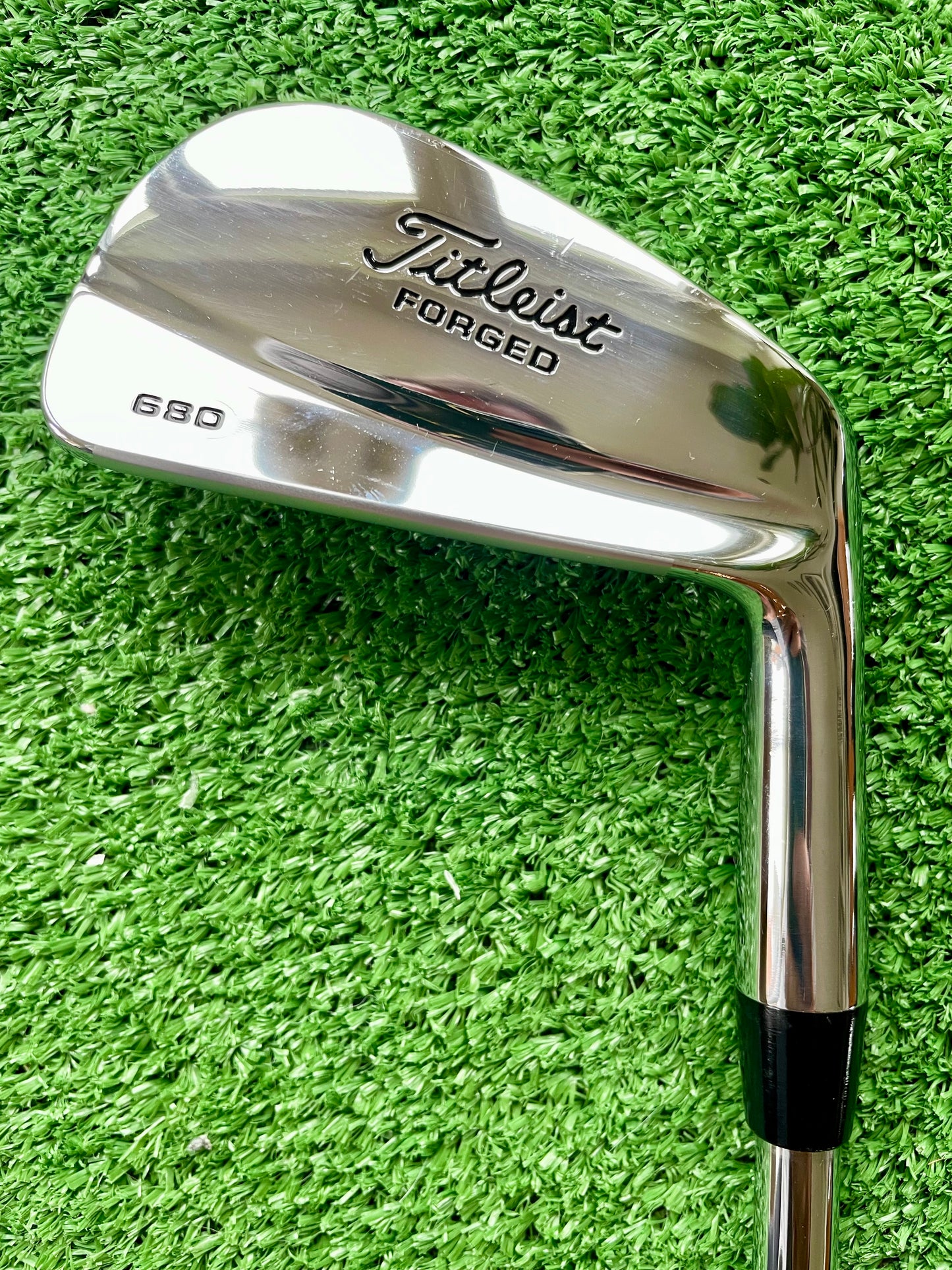 Titleist 680 Forged Limited Edition Irons 4-PW Extra Stiff Flex Right Handed Mens Golf Clubs