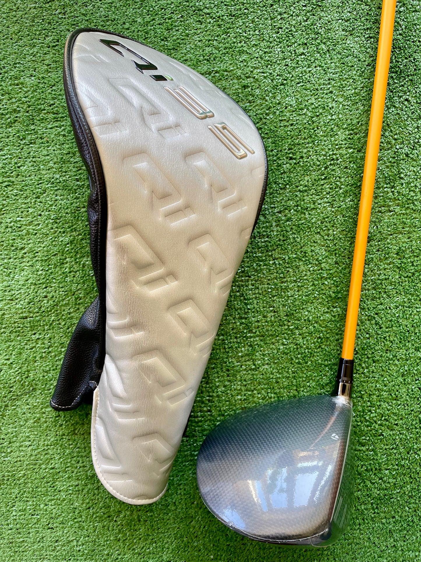 Taylormade Qi35 LS Driver 10.5 Degree Extra Stiff Flex Right Handed Mens Golf Club