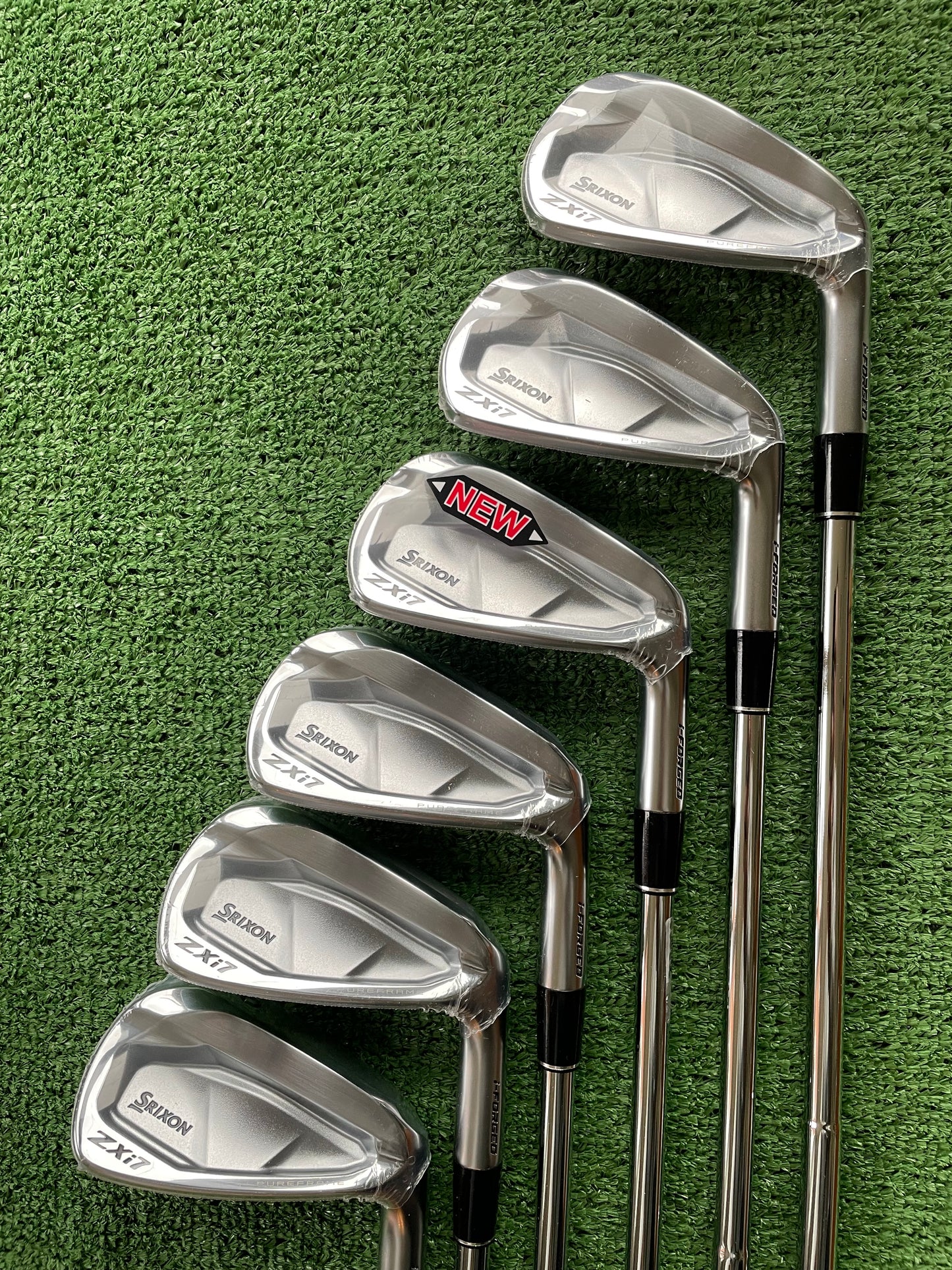 Srixon ZXi7 Irons 5-PW Stiff Flex Right Handed Mens Golf Clubs