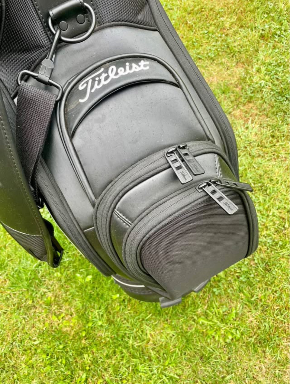 Titleist Tour Series Premium Midsize Golf Bag