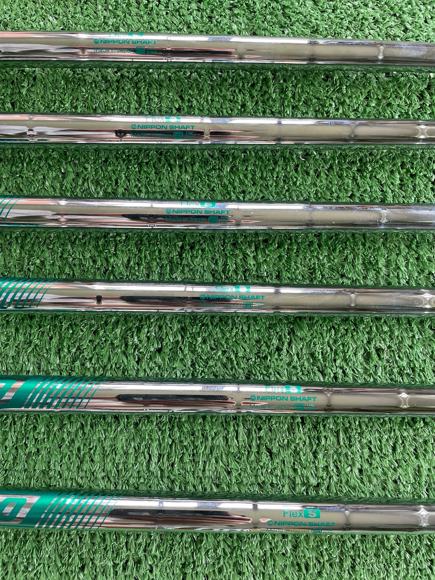 Taylormade P790 Irons 5-PW Stiff Flex Right Handed Mens Golf Clubs