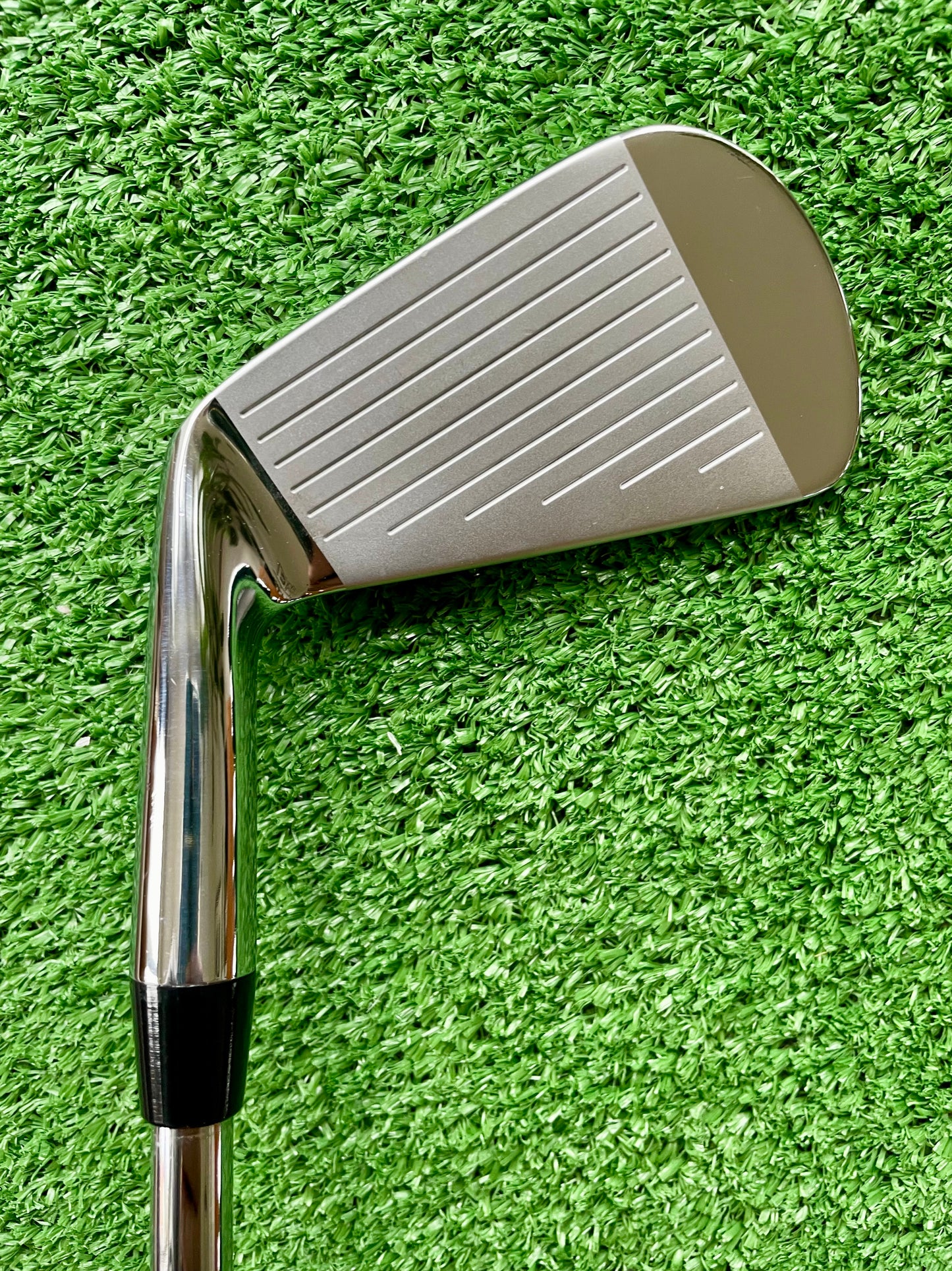 Titleist 680 Forged Limited Edition Irons 4-PW Extra Stiff Flex Right Handed Mens Golf Clubs