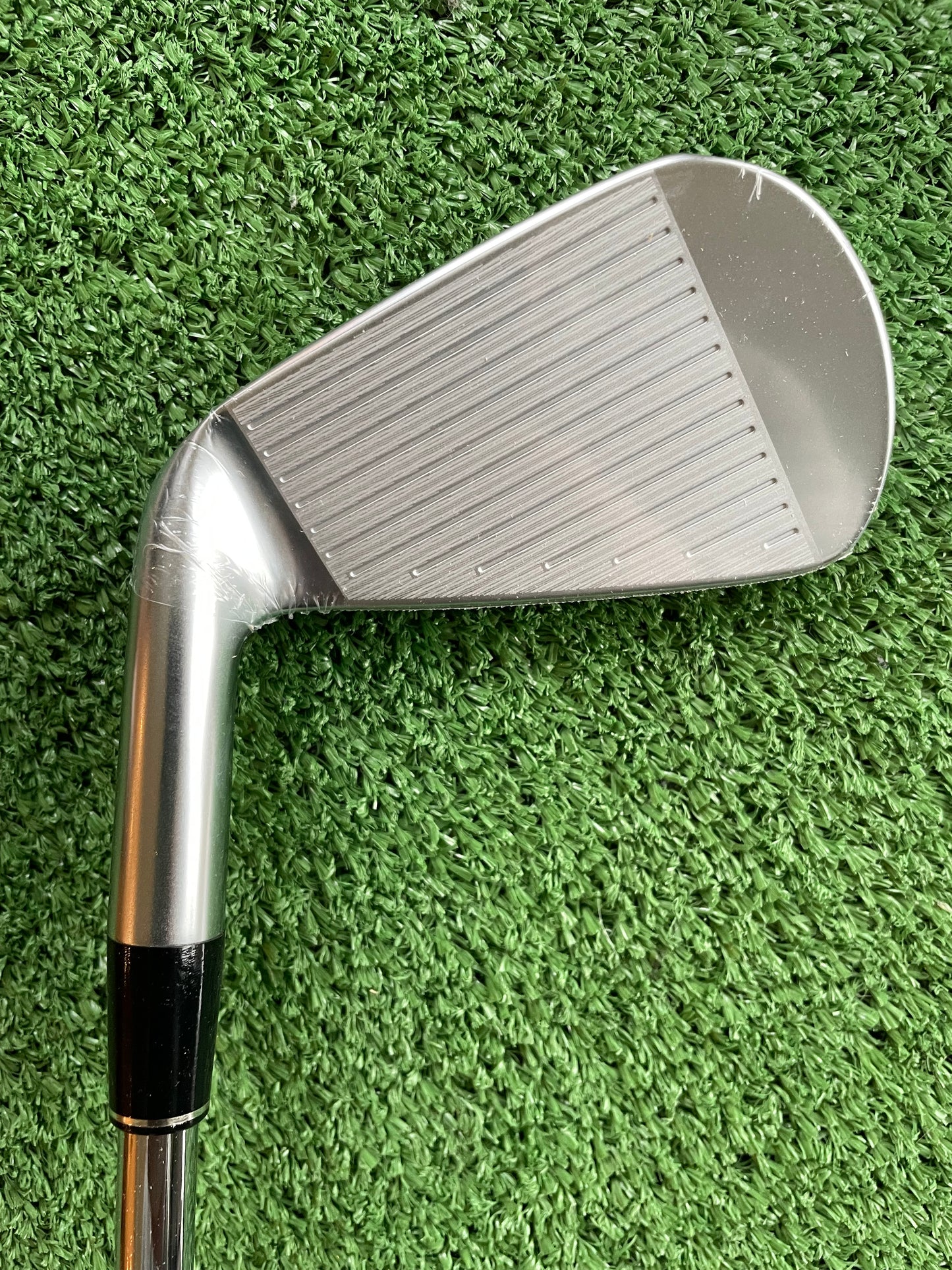 Srixon ZXi7 Irons 5-PW Stiff Flex Right Handed Mens Golf Clubs