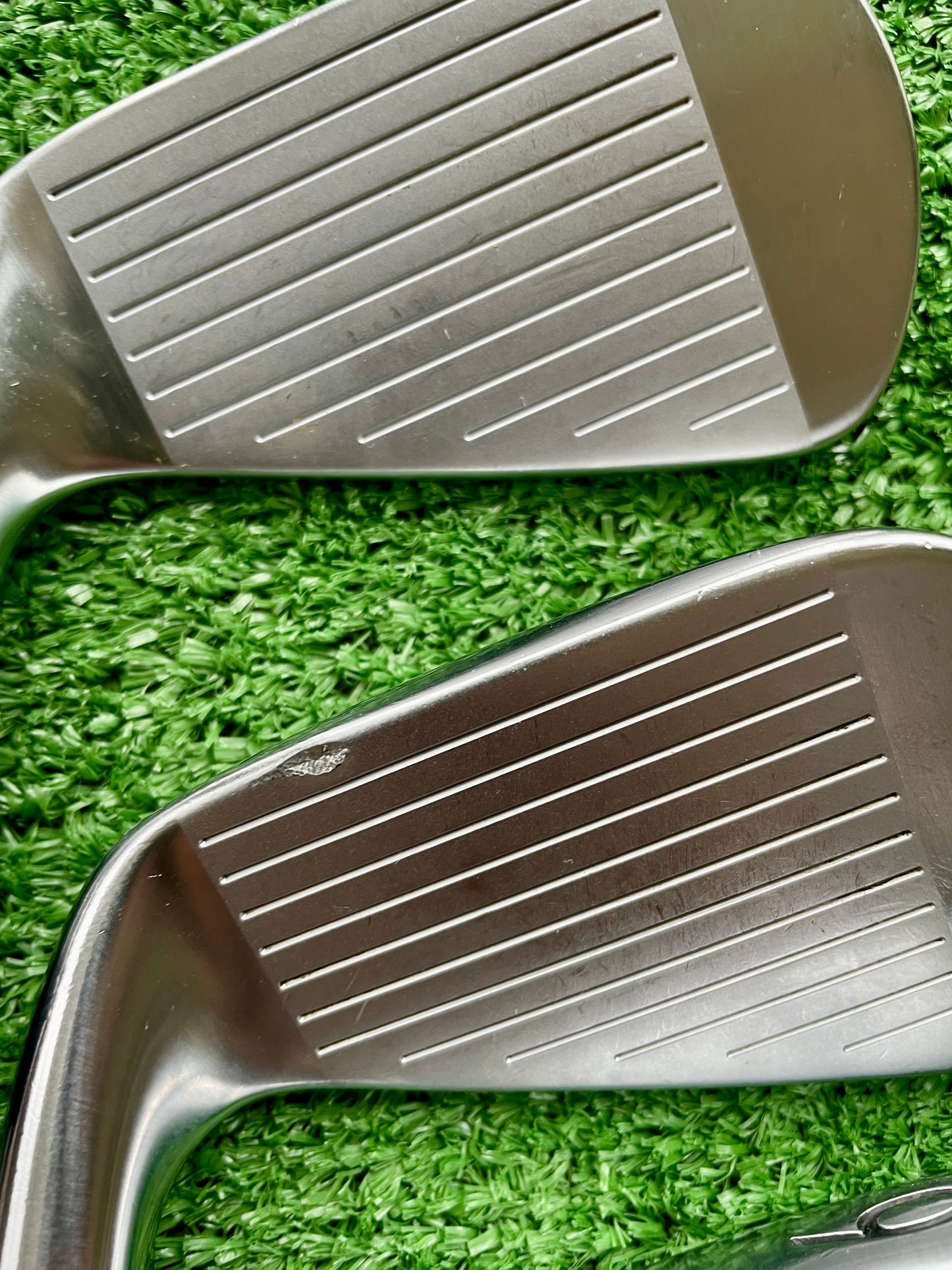 Titleist 620 Forged Irons 4-PW Regular Flex Right Handed Mens Golf Clubs