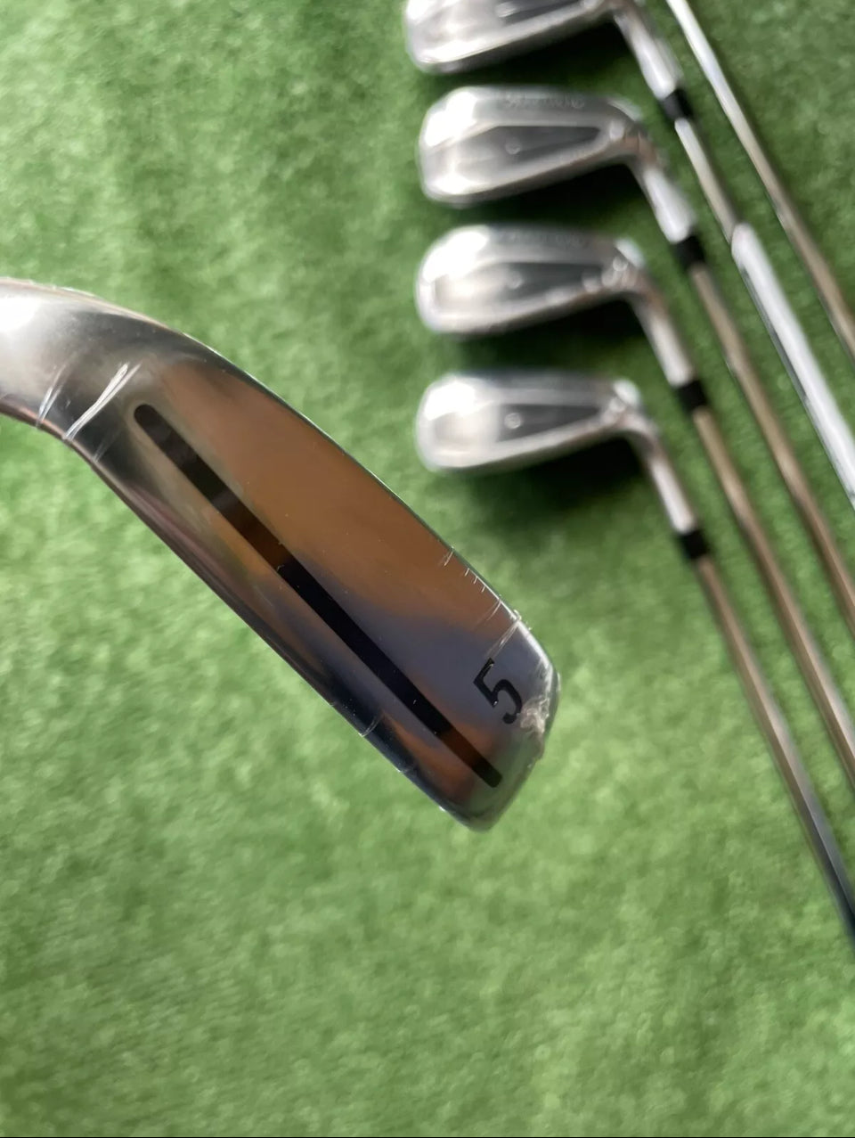 Taylormade Qi Irons 5-PW Regular Flex Right Handed Mens Golf Clubs