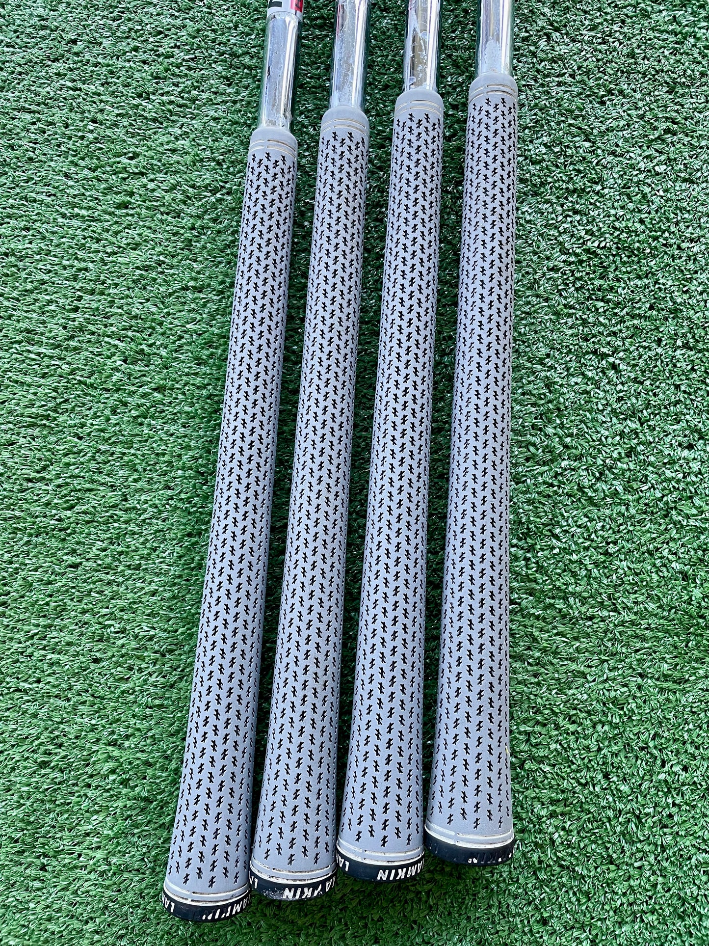 Wilson Dynapower Irons 7-PW Regular Flex Right Handed Mens Golf Clubs