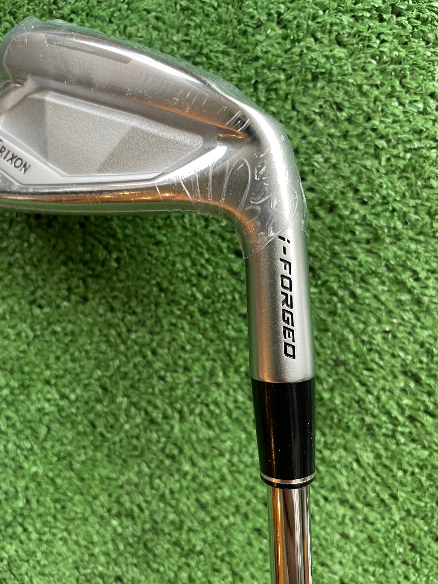Srixon ZXi4 Irons 5-PW Regular Flex Right Handed Mens Golf Clubs
