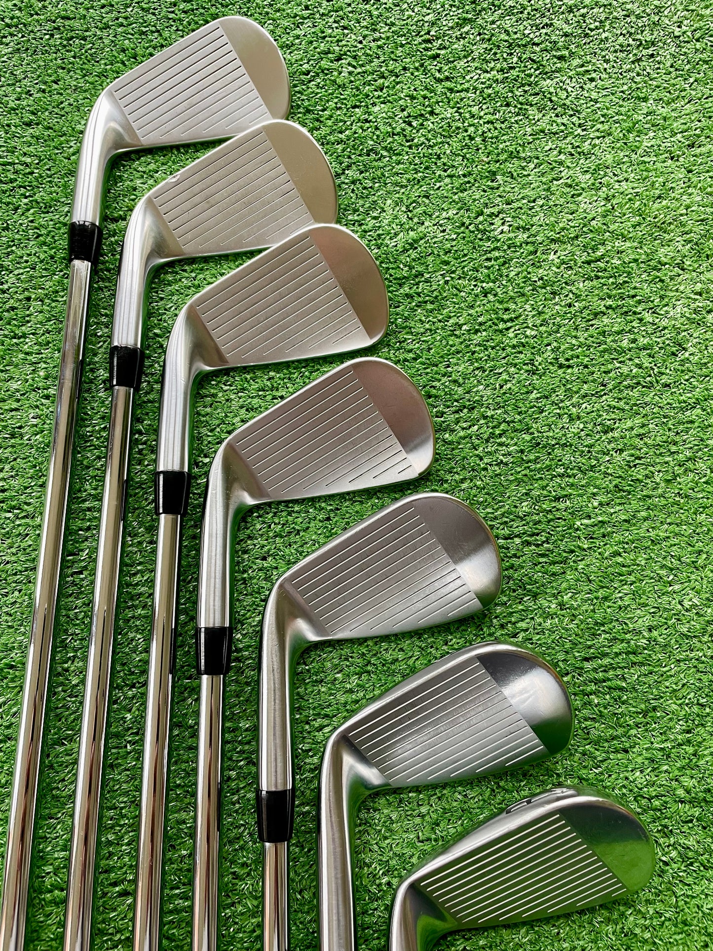 Titleist 620 Forged Irons 4-PW Regular Flex Right Handed Mens Golf Clubs