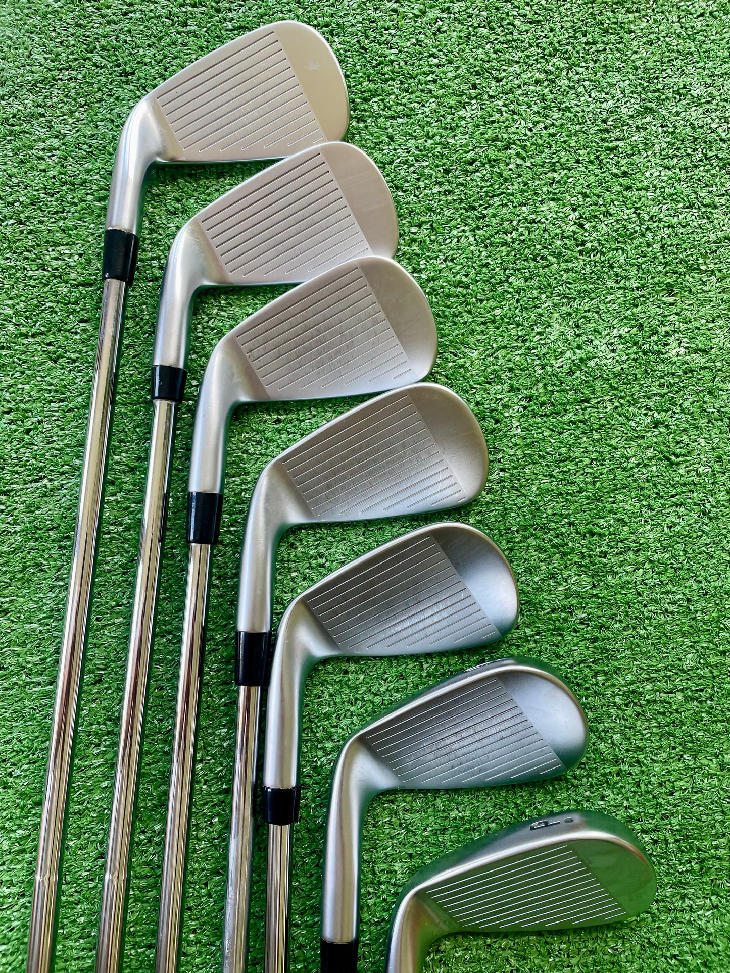 Callaway Apex Pro Irons 4-PW Stiff Flex Right Handed Mens Golf Clubs