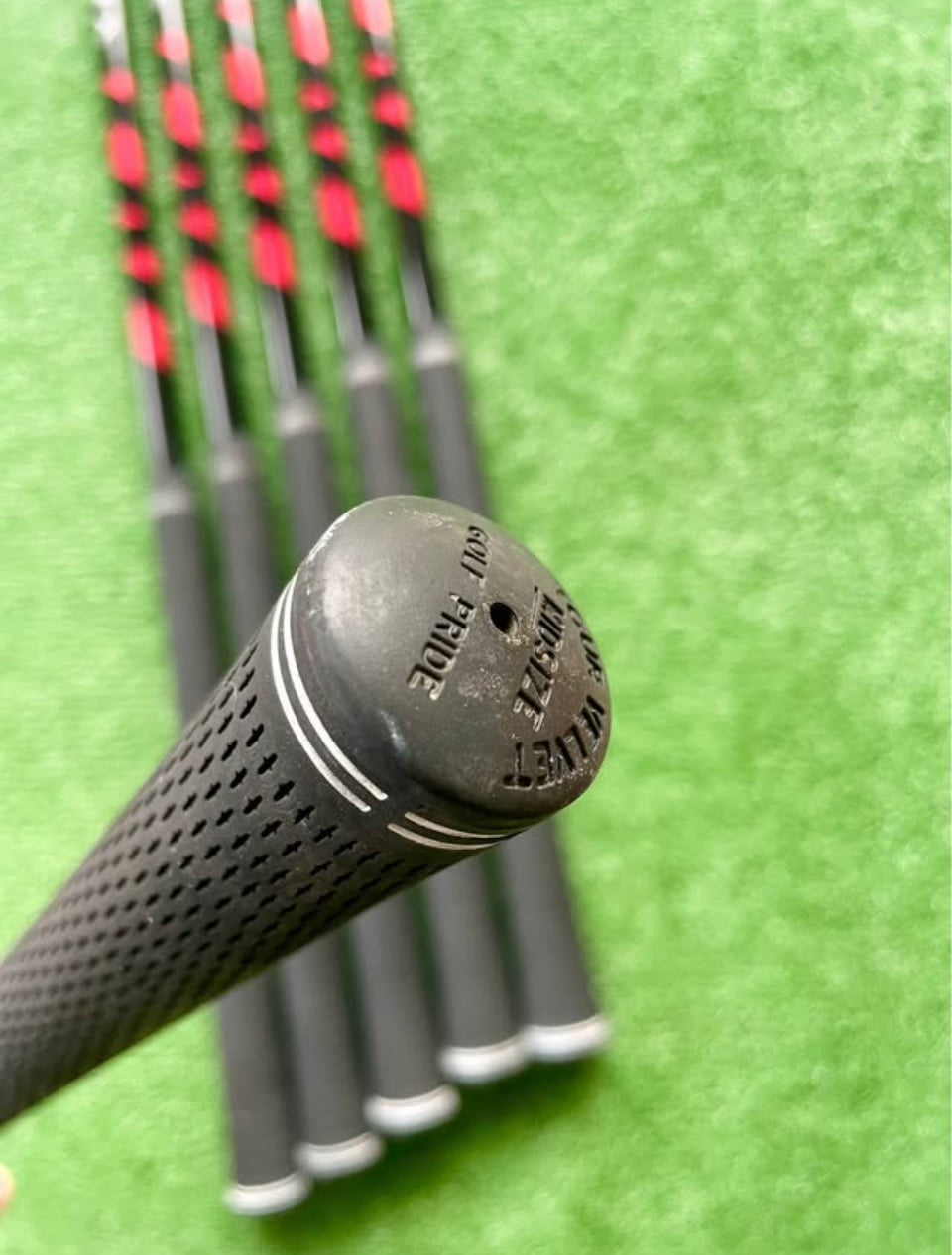 Taylormade P790 Irons 5-PW Regular Flex Graphite Right Handed Mens Golf Clubs