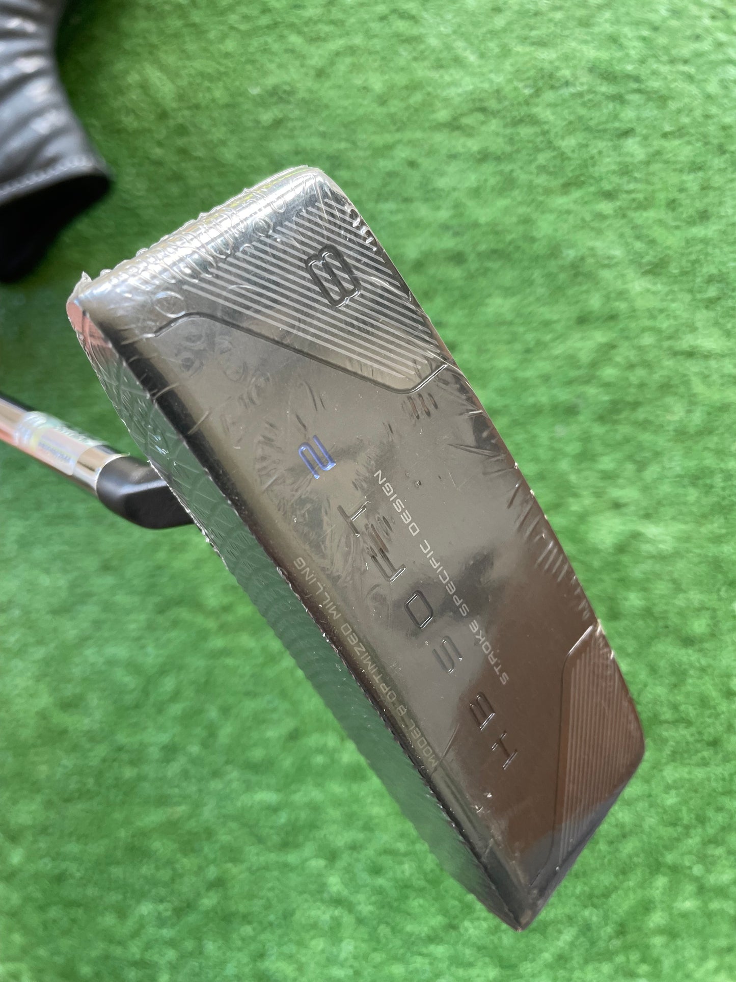 Cleveland HB Soft 2 Black 8S Putter 34" Right Handed Mens Golf Club