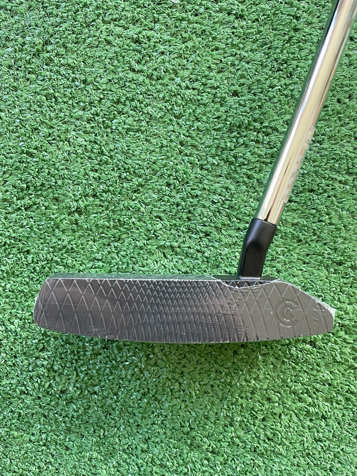 Cleveland HB Soft 2 Black 8S Putter 34" Right Handed Mens Golf Club