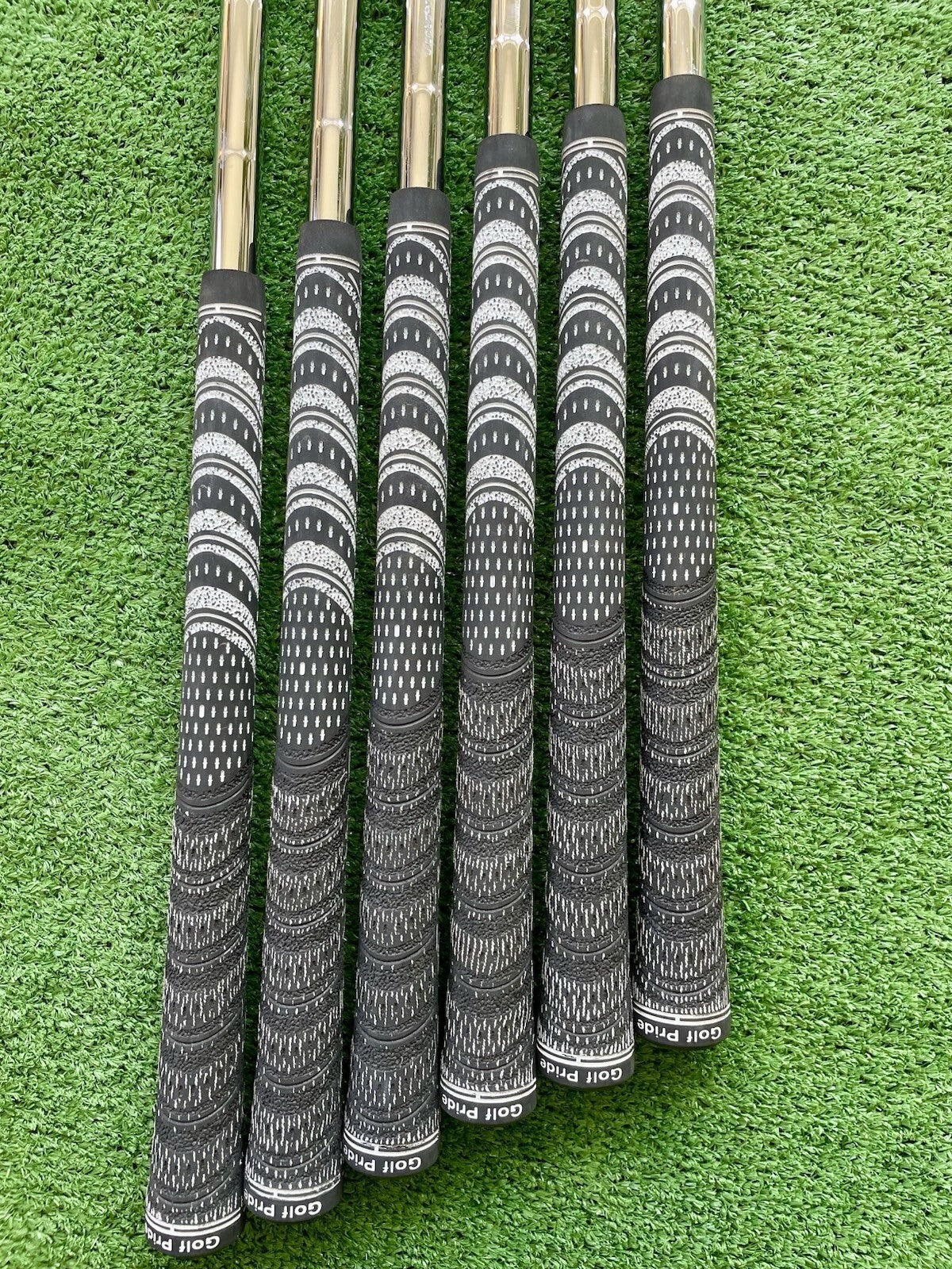 Titleist T100 Irons Current Model 5-PW Extra Stiff Flex RH Mens Golf Clubs