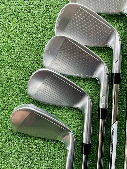 Taylormade Qi Max Irons 5-PW Regular Flex Left Handed Mens Golf Clubs