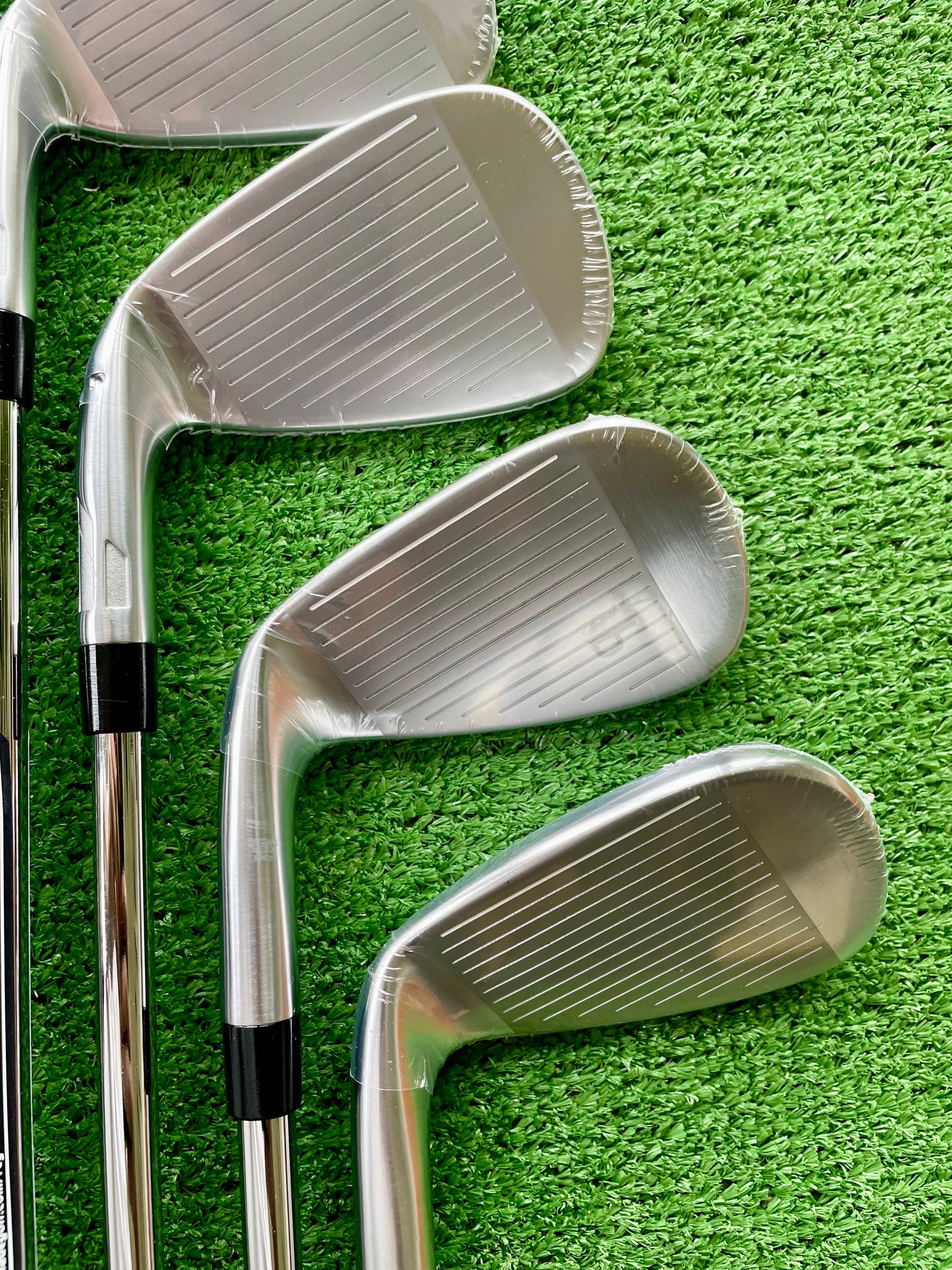 Taylormade Qi Max Irons 5-PW Stiff Flex Right Handed Mens Golf Clubs