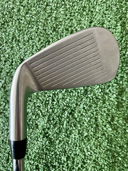 Titleist T100 4 Iron Regular Flex Right Handed Mens Golf Club