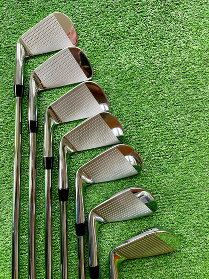 Titleist 680 Forged Limited Edition Irons 4-PW Extra Stiff Flex Right Handed Mens Golf Clubs