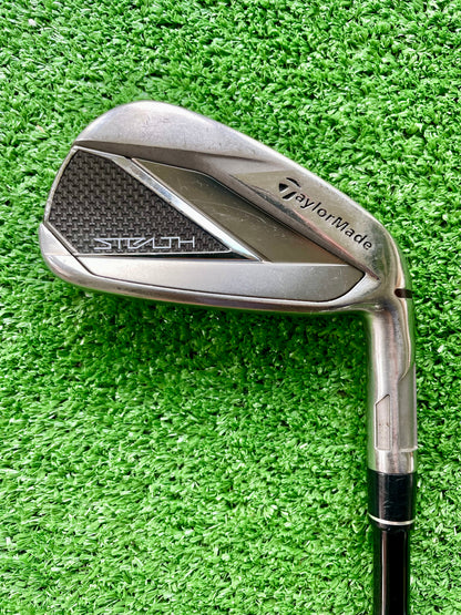 Taylormade Stealth Irons 5-PW Regular Flex Graphite Right Handed Mens Golf Clubs
