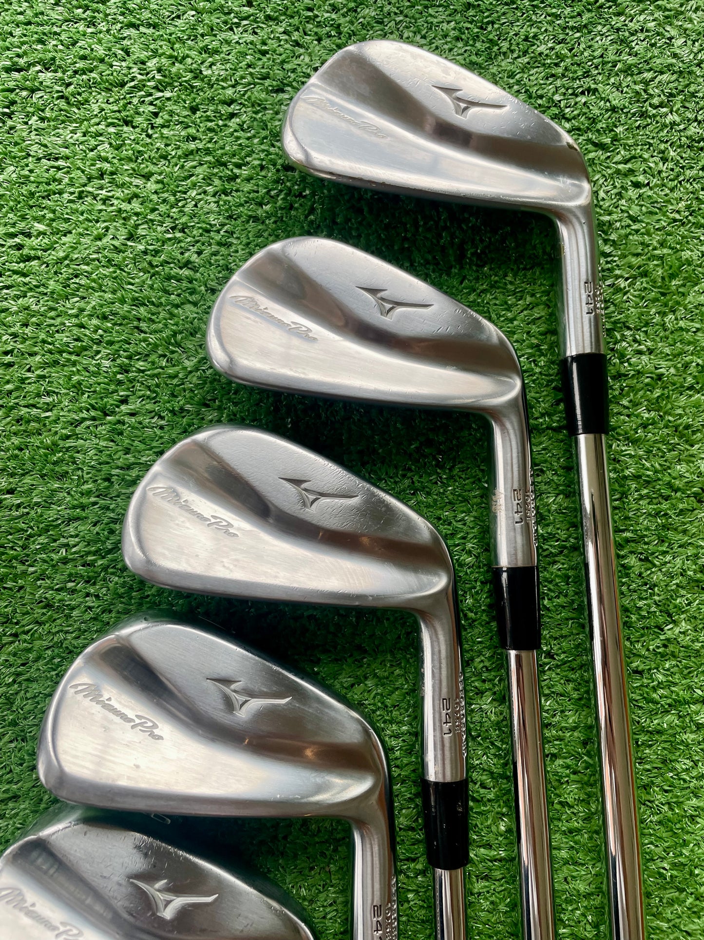 Mizuno Pro 241 Irons 4-PW Stiff Flex Right Handed Mens Golf Clubs