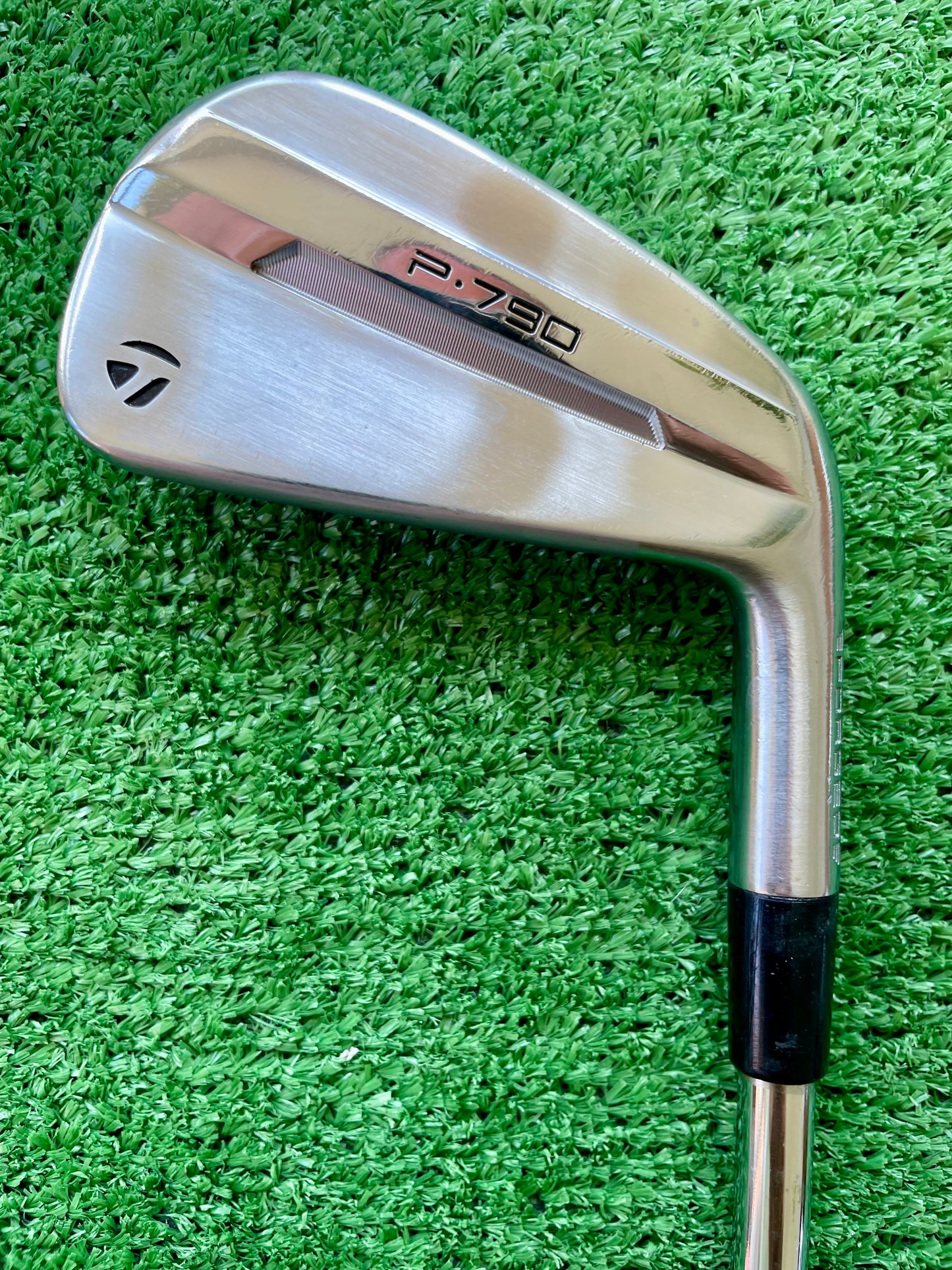 Taylormade P790 Irons Current Model 4-PW Regular Flex Right Handed Mens Golf Clubs
