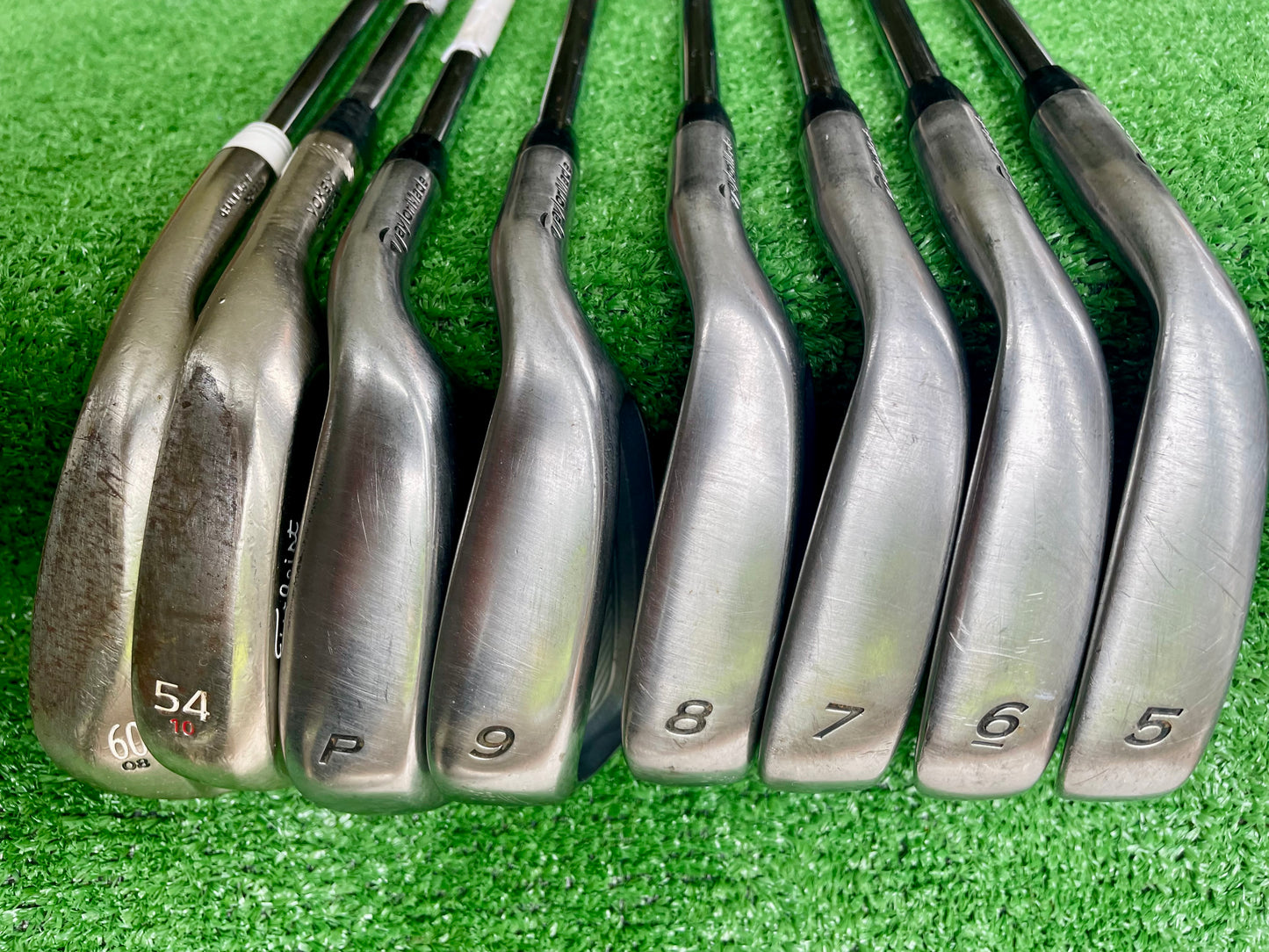 Taylormade R5 XL Irons 5-PW plus 2 Wedges Regular Flex Right Handed Mens Golf Clubs