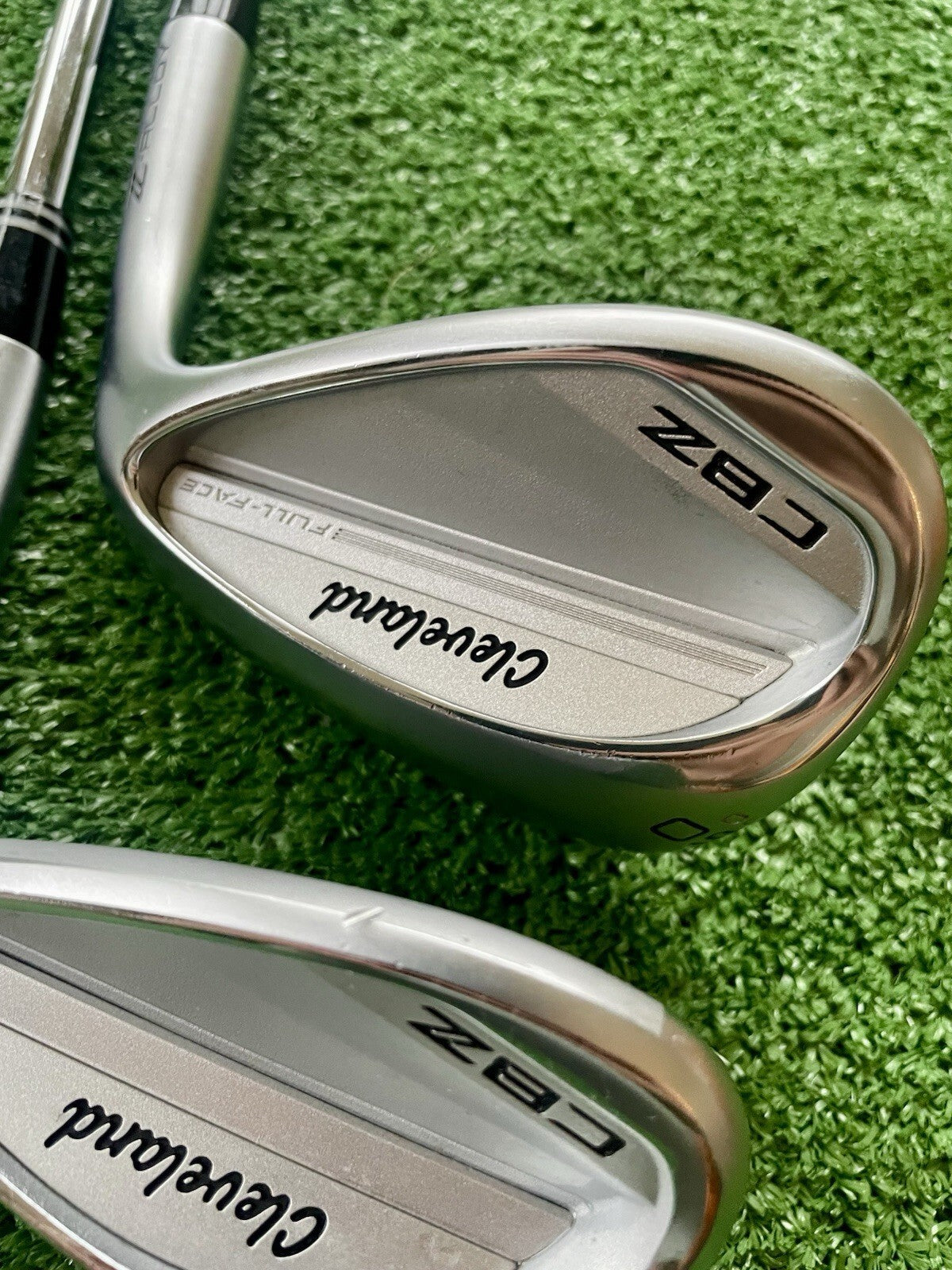 Cleveland CBZ Wedge Set 54 60 Wedge Flex Right Hand Mens Golf Clubs