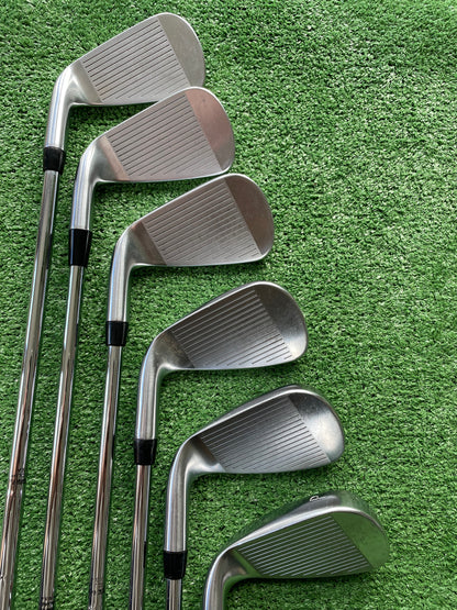 Nike Vapor Speed Irons 5-PW Stiff Flex Right Handed Mens Golf Clubs