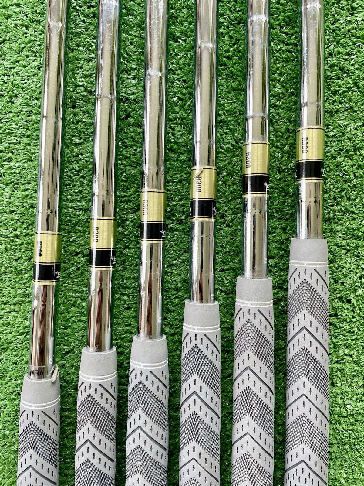 Wilson Staff Model CB Irons 5-PW Regular Flex Right Handed Mens Golf Clubs