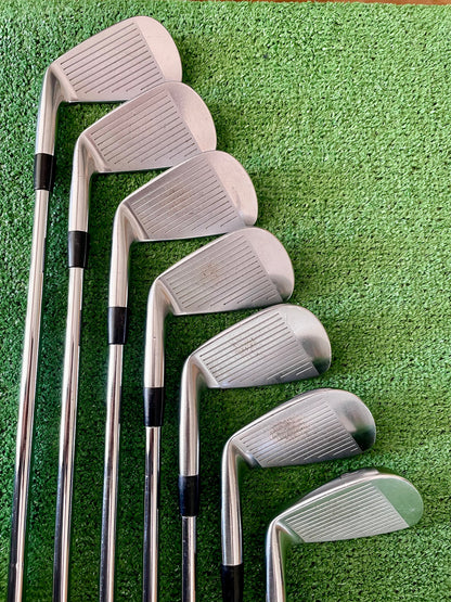 Mizuno MP25 Forged Irons 4-PW Stiff Flex Right Handed Mens Golf Clubs