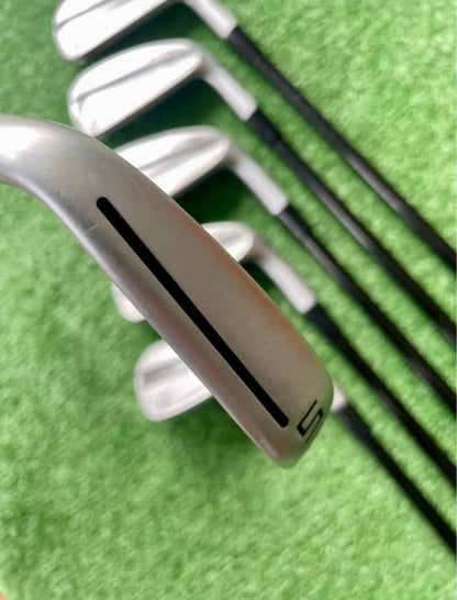 Taylormade P790 Irons 5-PW Regular Flex Graphite Right Handed Mens Golf Clubs