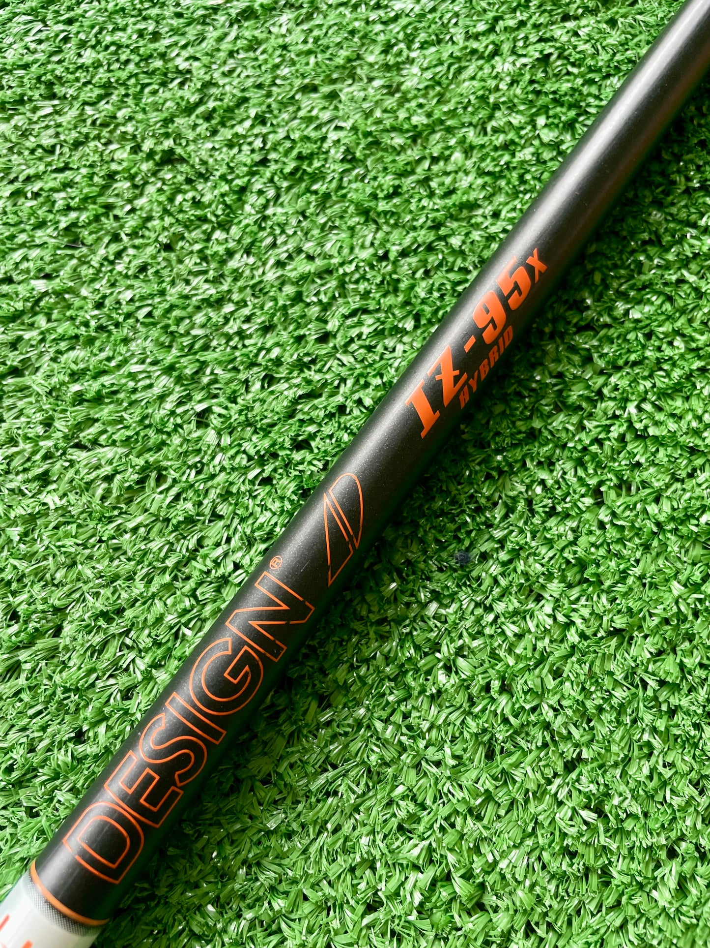 Titleist U505 Utility 2 Iron Extra Stiff Flex Tour AD Graphite Design Shaft Right Handed Mens Golf Club