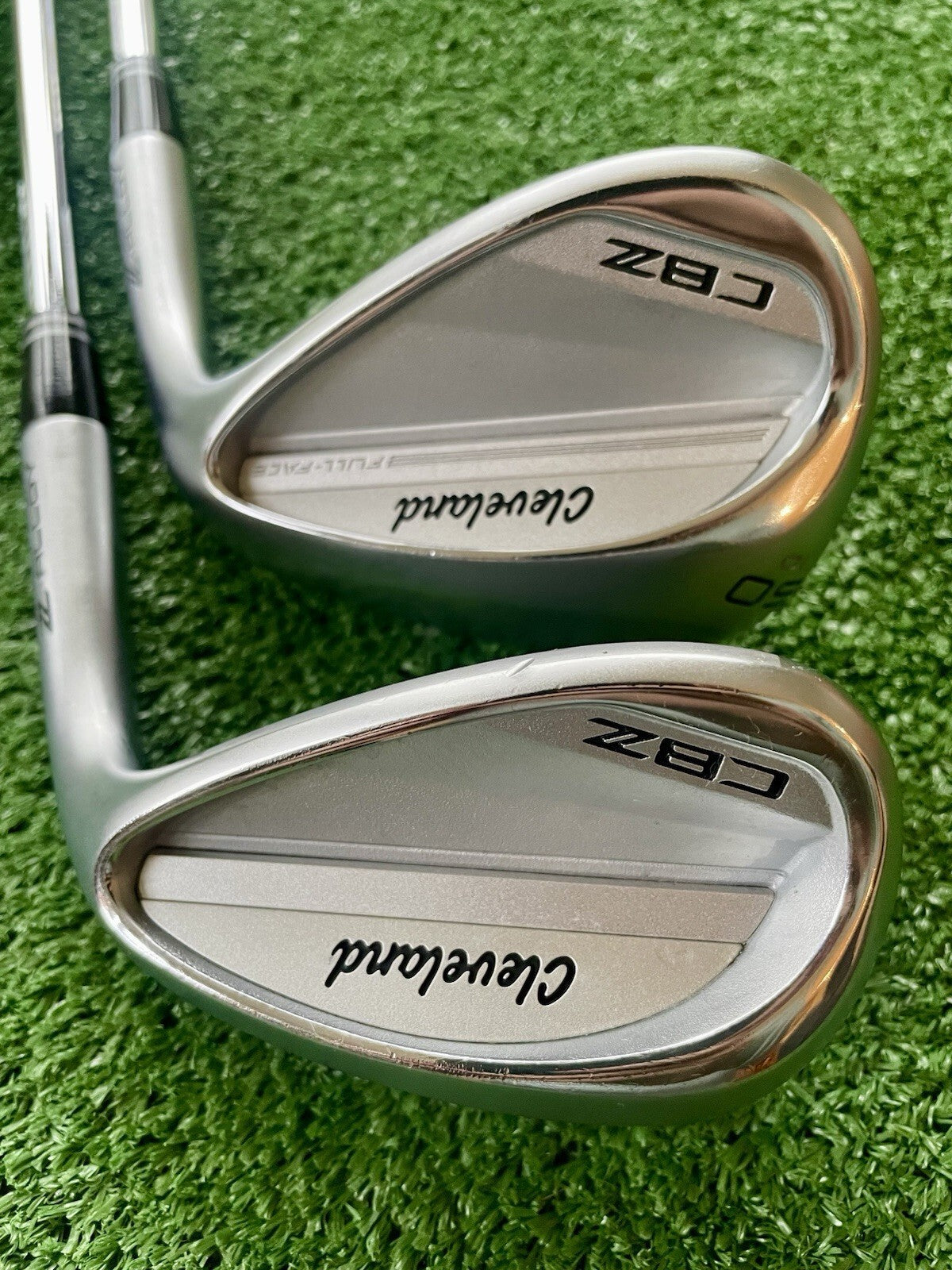 Cleveland CBZ Wedge Set 54 60 Wedge Flex Right Hand Mens Golf Clubs