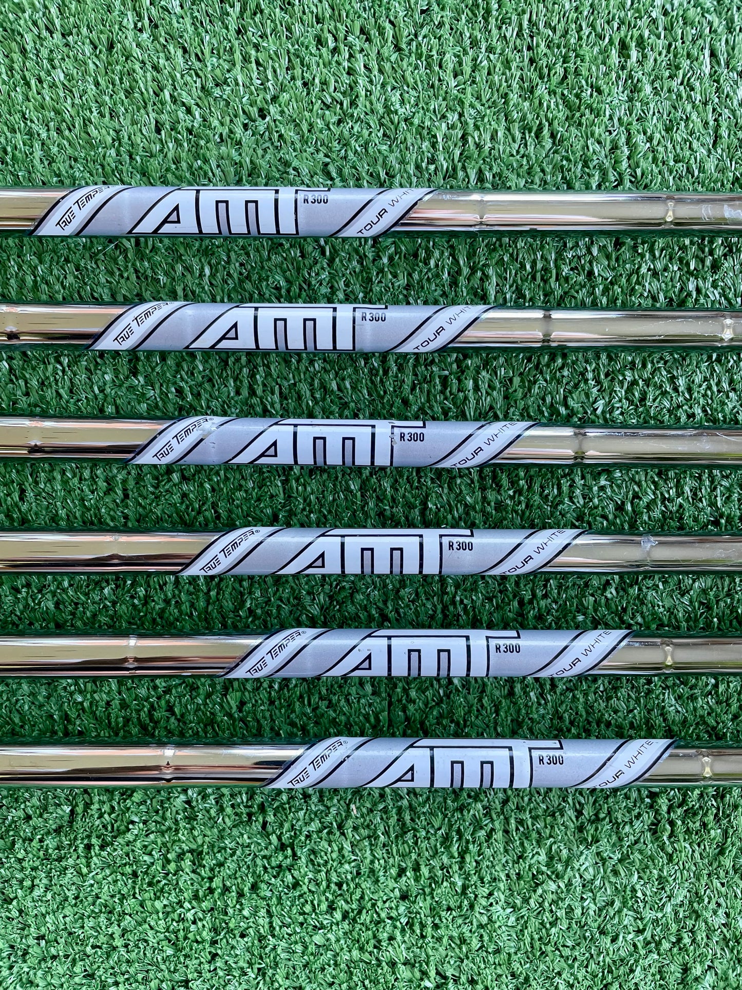 Titleist T400 Irons 5-PW Regular Flex Right Handed Mens Golf Clubs