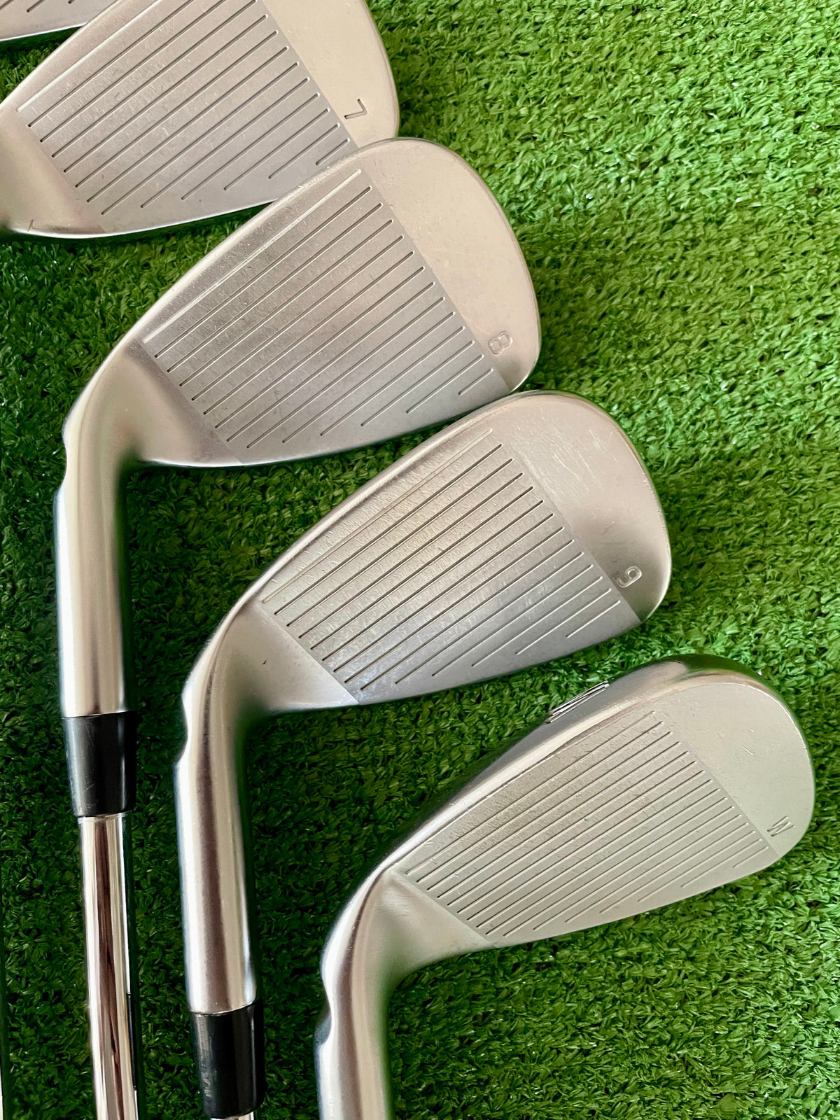 Ping G410 Irons 5-PW Regular Flex Right Handed Mens Golf Clubs