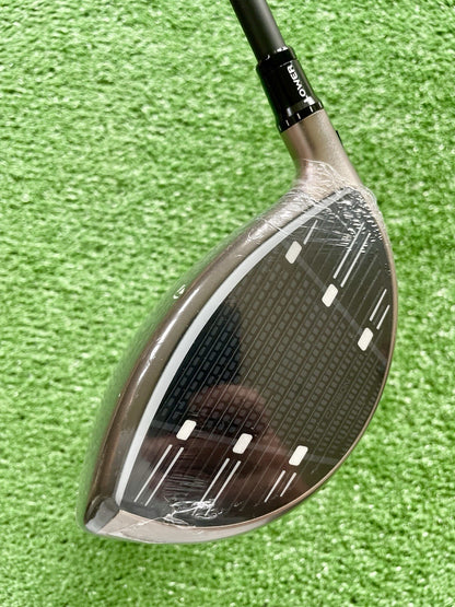 Taylormade Qi4D Max Lite Driver 12 Degree Senior Flex Right Hand Mens Golf Club