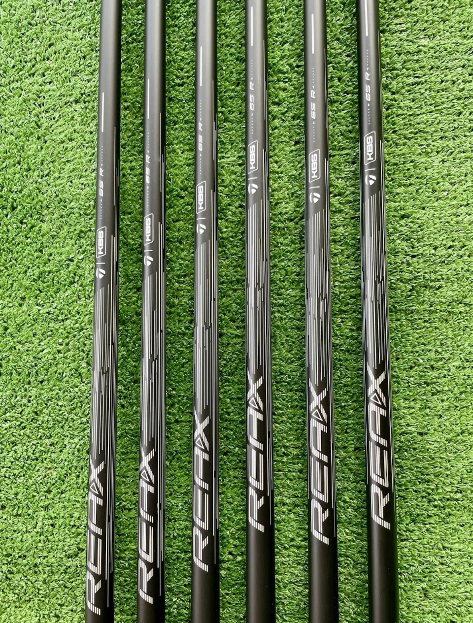 Taylormade Qi Max Irons 5-PW Regular Flex Graphite Right Handed Mens Golf Clubs