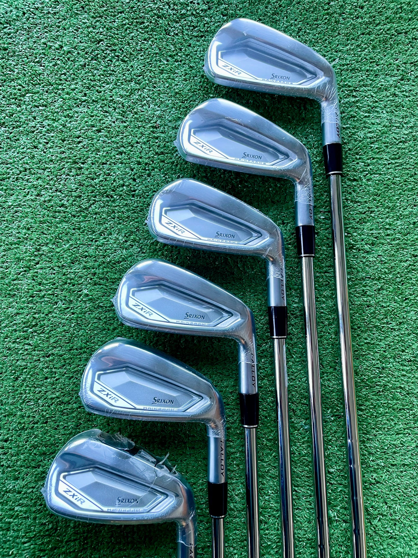 Srixon ZXiR Irons 5-PW Regular Flex Right Handed Mens Golf Clubs