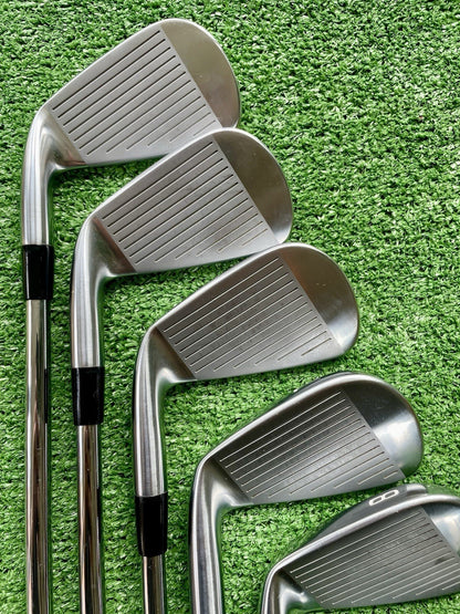 Mizuno Pro 243 Irons 4-PW Extra Stiff Flex Right Handed Mens Golf Clubs