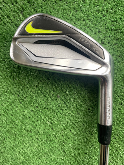 Nike Vapor Pro Combo Irons 5-PW Regular Flex Right Handed Mens Golf Clubs