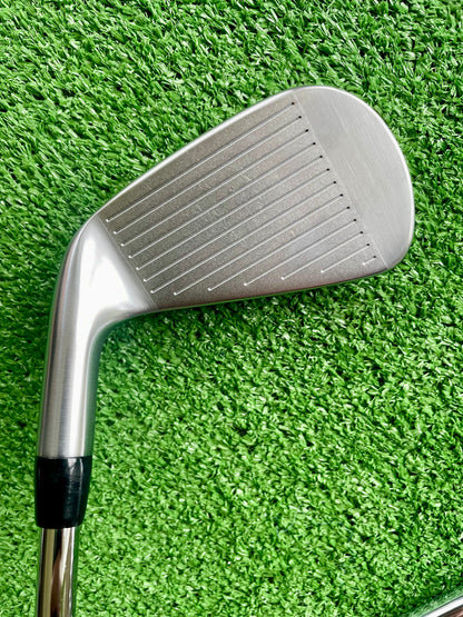 Titleist T150 Irons Current Model 5-PW Stiff Flex Right Handed Mens Golf Clubs