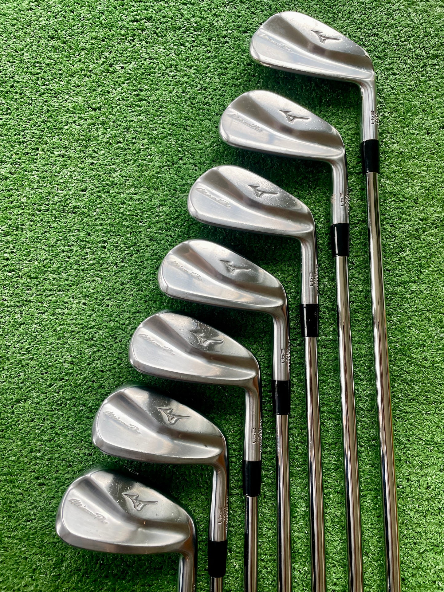 Mizuno Pro 241 Irons 4-PW Stiff Flex Right Handed Mens Golf Clubs
