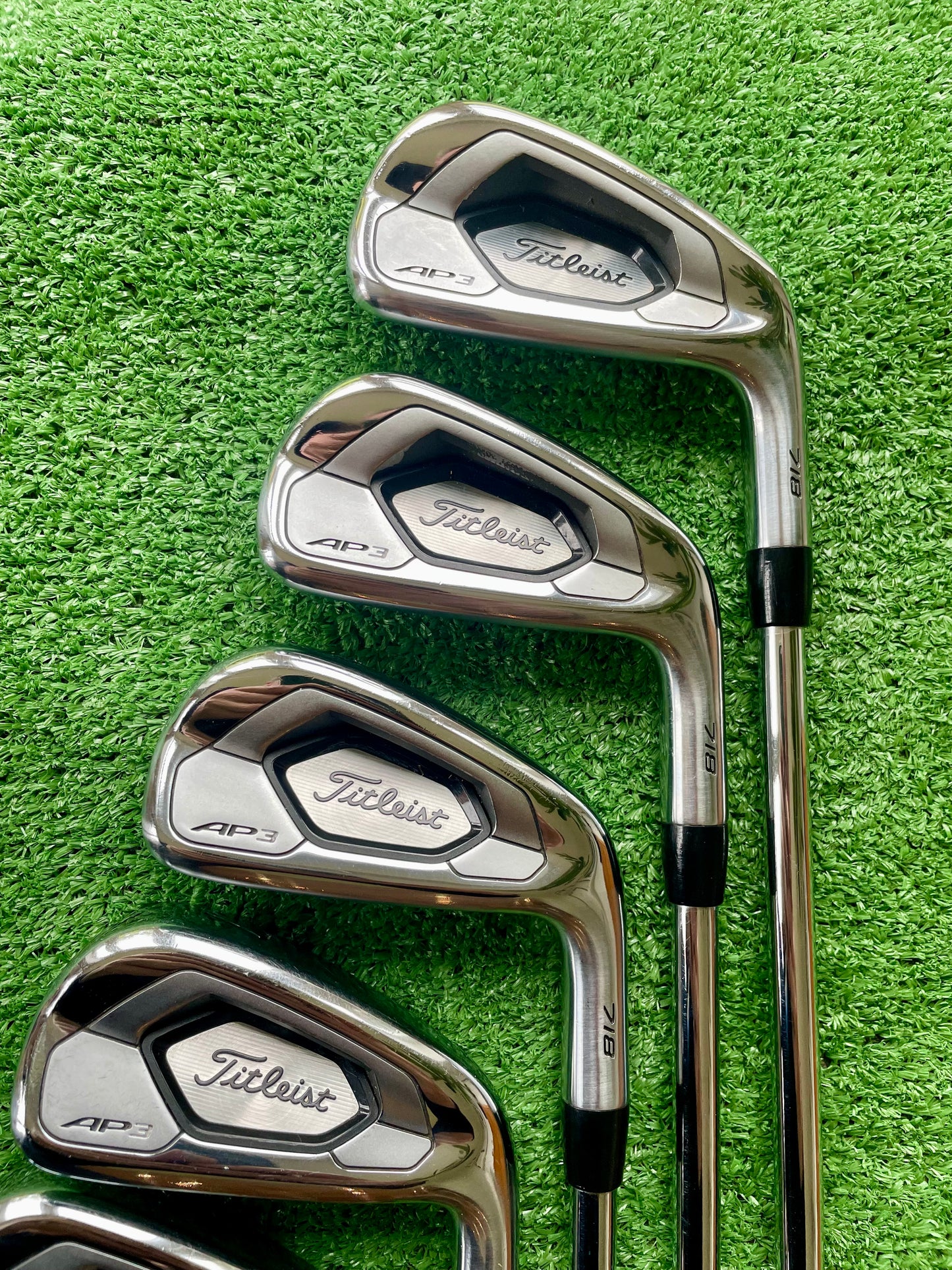 Titleist AP3 718 Irons 4-PW Regular Flex Right Handed Mens Golf Clubs