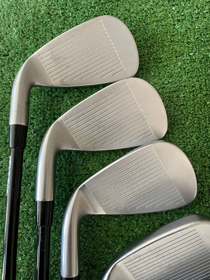 Cleveland Launcher UHX Irons 5-PW Regular Flex Graphite Right Handed Mens Golf Clubs
