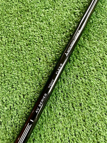 Titleist TS2 Hybrid 23 Degree Regular Flex Right Hand Mens Golf Club