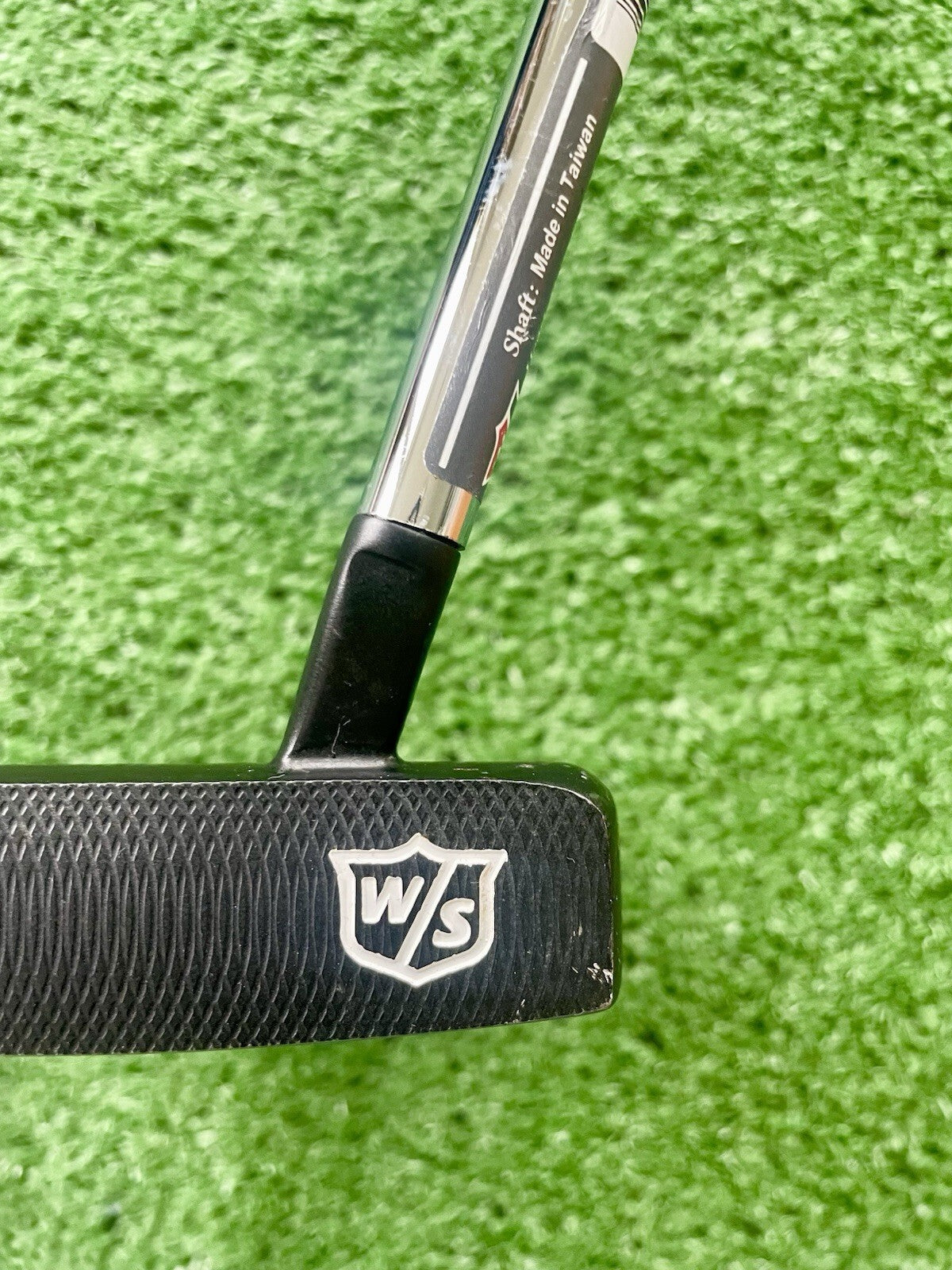 Wilson Infinite The L Putter 34" Right Handed Mens Golf Club