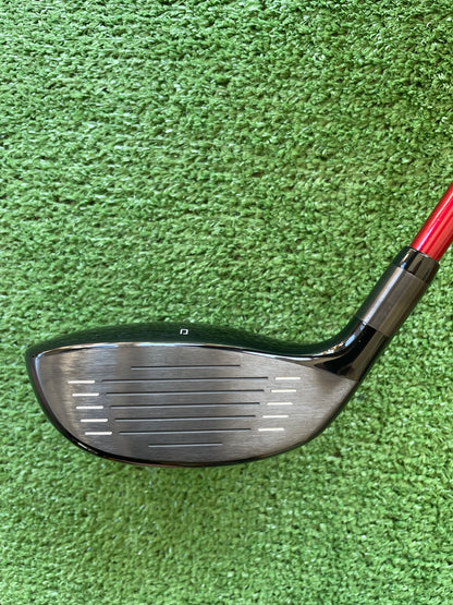 Wilson Dynapwr Hybrid 4 Rescue Regular Flex Right Handed Mens Golf Club