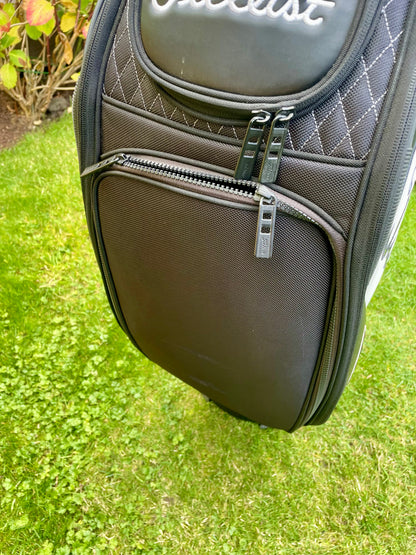 Titleist Tour Series Midsize Staff Golf Bag Black White with Rain Hood