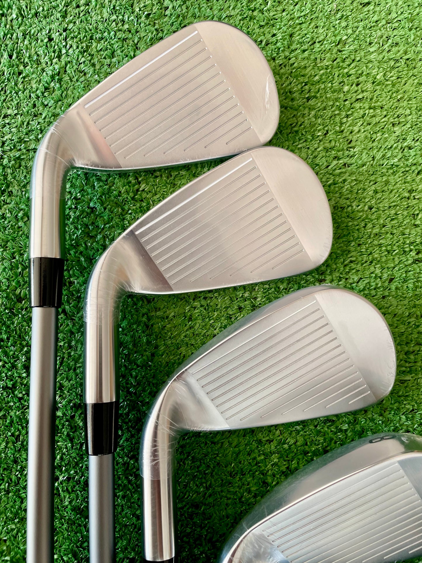 Callaway Quantum Max OS Irons 5-PW Regular Flex Graphite Right Handed Mens Golf Clubs