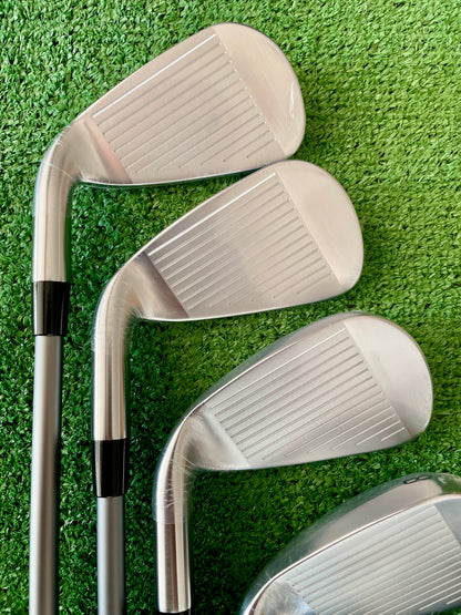 Callaway Quantum Max OS Irons 5-PW Regular Flex Graphite Right Handed Mens Golf Clubs