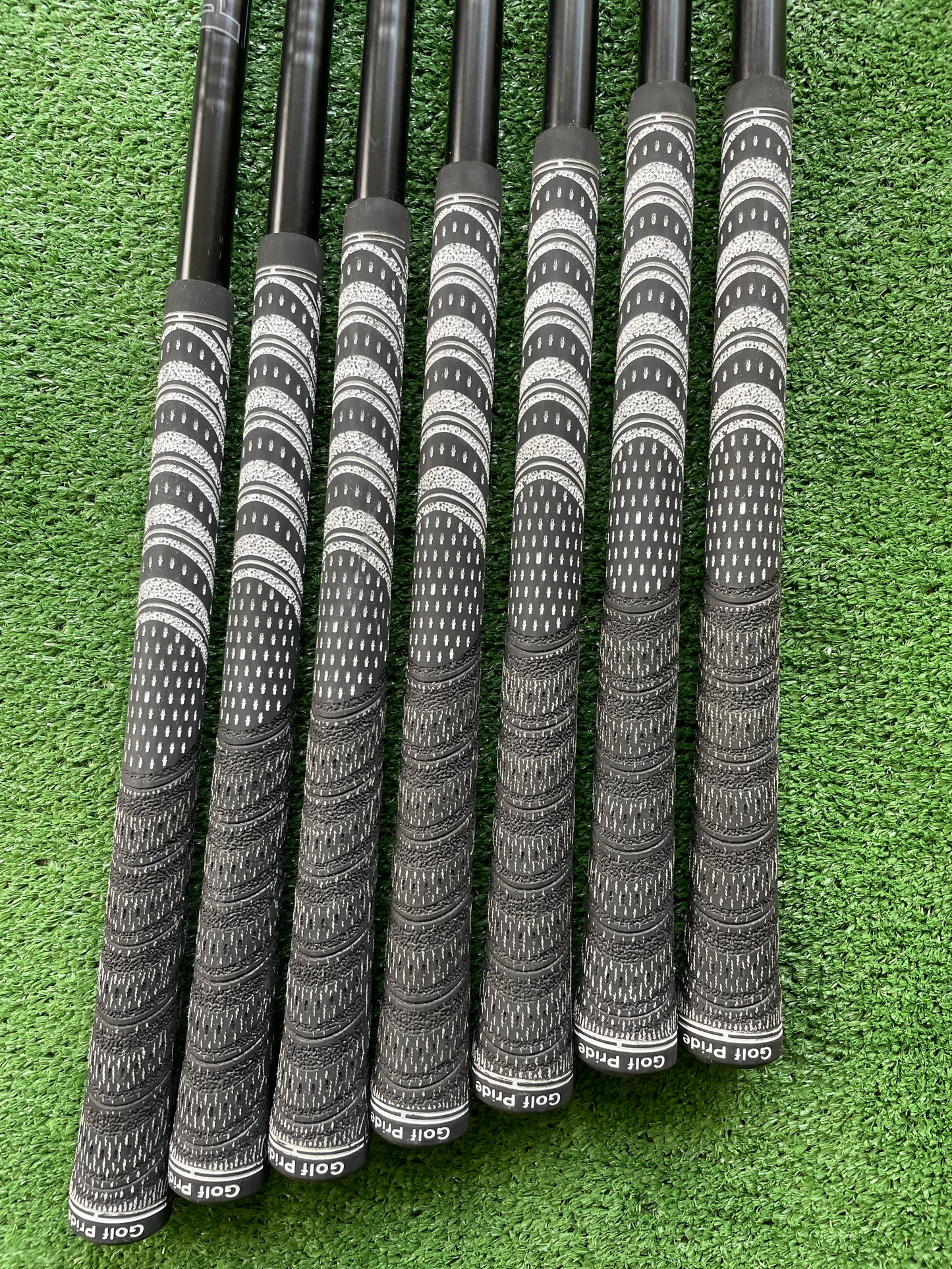 Titleist T100 / T150 Oil Can Limited Edition Combo Irons 4-PW Extra Stiff Flex Right Handed Mens Golf Clubs